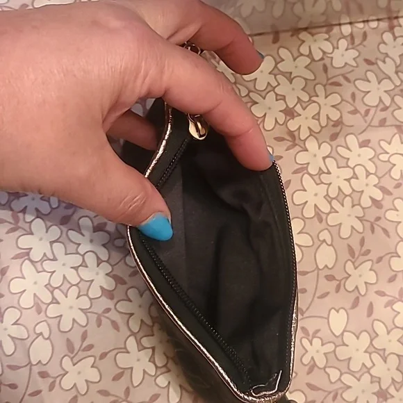 Coach **Poppy** Wristlet ...limited edition...black - Picture 6 of 8